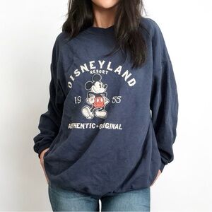 DISNEYLAND® WALT DISNEY WORLD® HANES® VINTAGE GRAPHIC SWEATSHIRT.